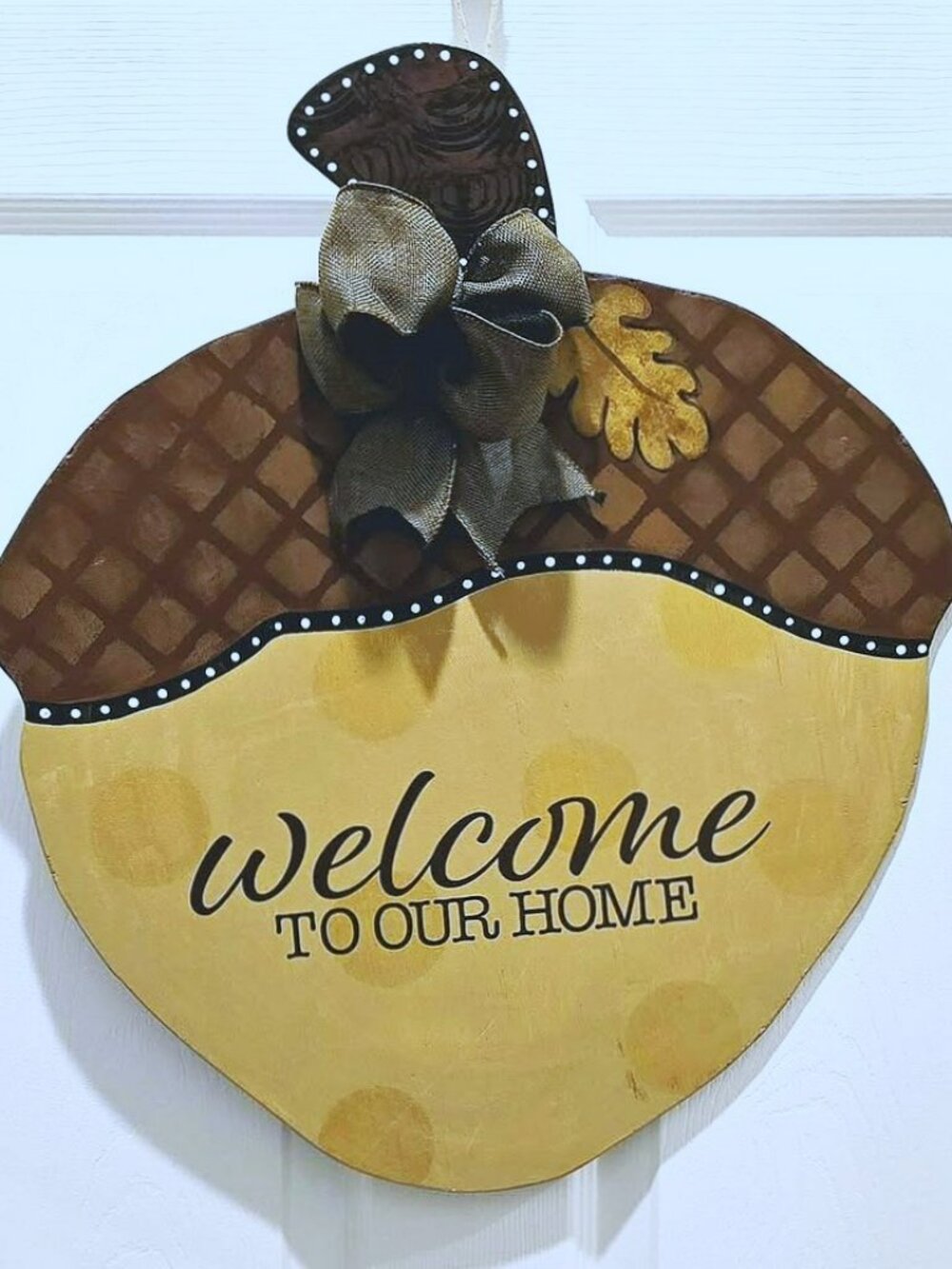 Large Fall Decorative Wood Welcome Door Hanger Acorn